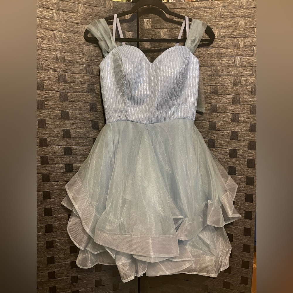 Fashion Sparkle Size 0 Baby Blue Dress (Brand New w/Tags) Layered New Rare Prom